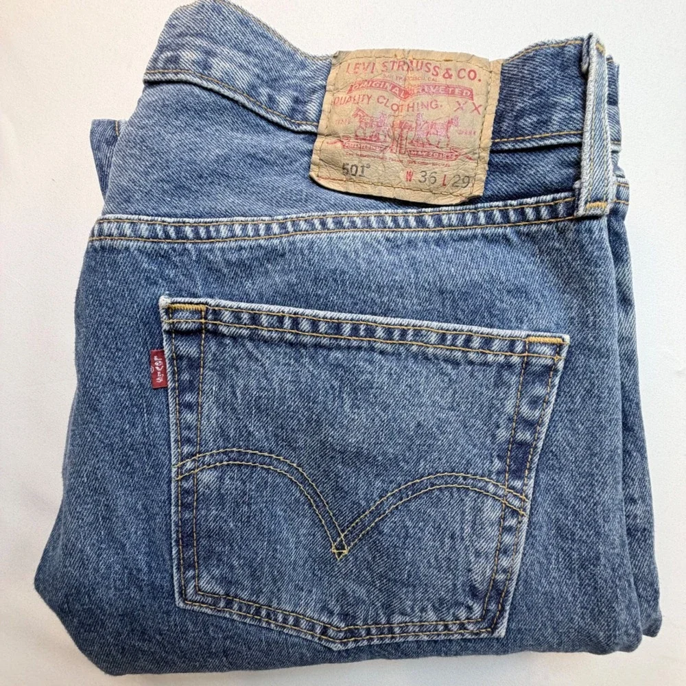 Levi's 501 Original Fit Jeans Men's 36x29 Button Fly Light Wash Denim Y2K 2003